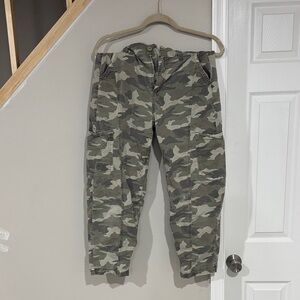 Womens Camouflage Cargo Pants